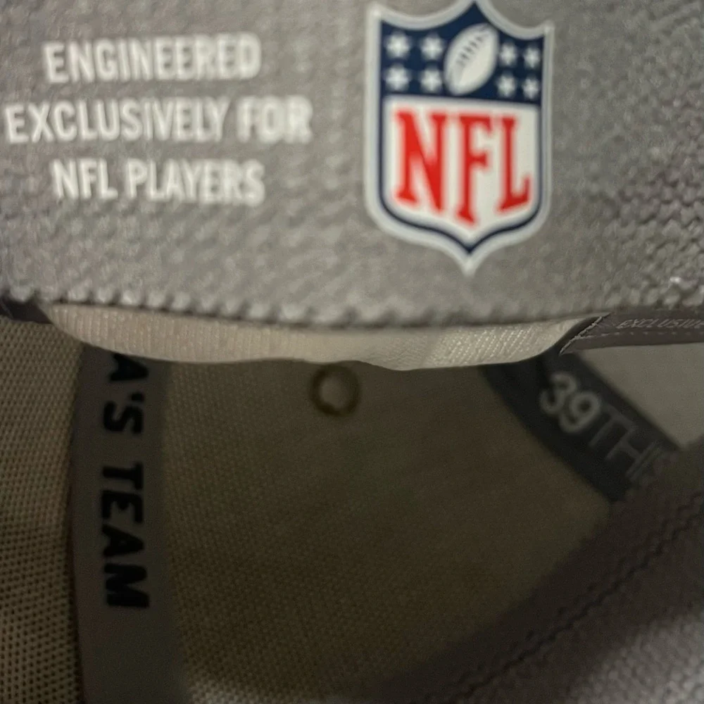 New Era youth stretch